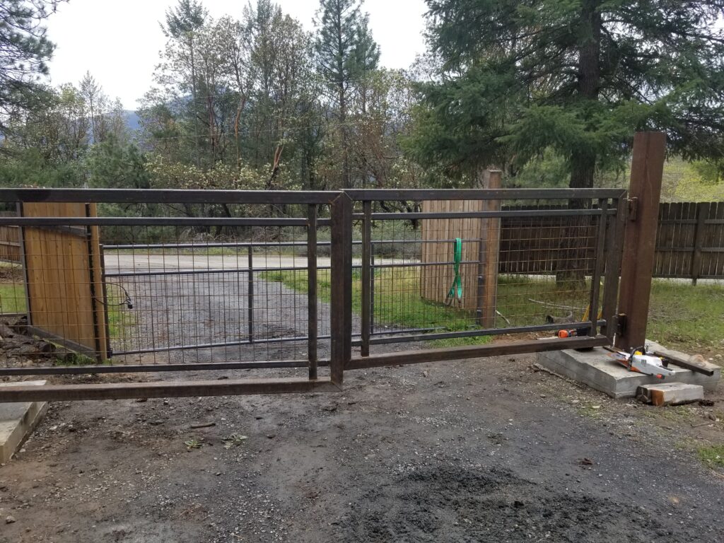 Custom Gate Manufacturing and Installation